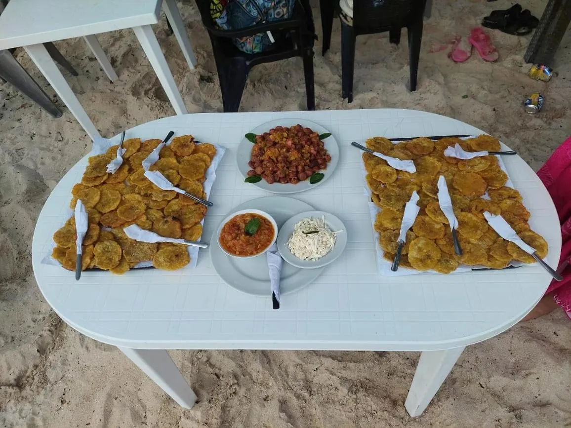 Hostal A Orilla Del Mar En Baru Albergue Cartagena